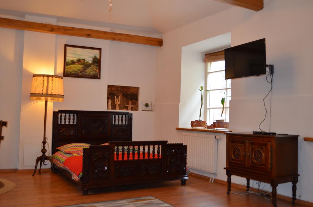 Sofijos Studio Old Town Apartment วิลนีอุส ภายนอก รูปภาพ